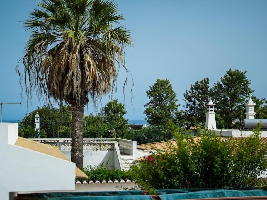 Вилла Rainbow House - Sea View & Pool & Garage & Garden & Албуфейра Экстерьер фото